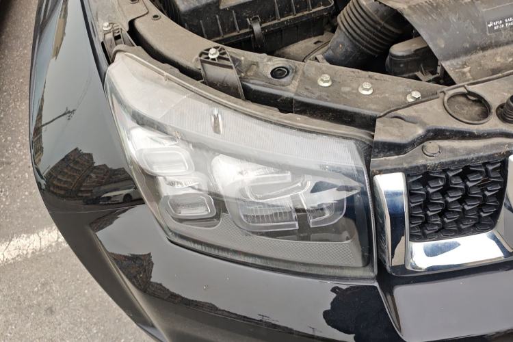 Used BAIC Off-Road BJ40 2024 2.0T Urban Hunter Honor Edition Right Front Headlight