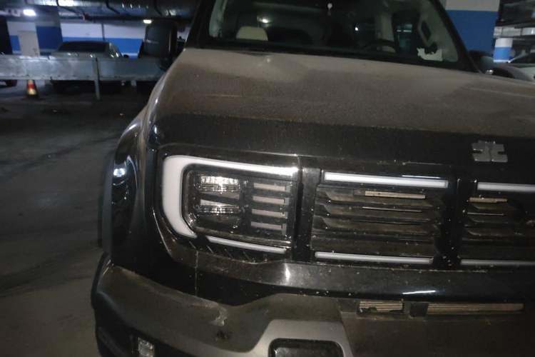 Used BAIC Off-Road BJ40 2024 2.0T All-New Urban Hunter Edition Chivalrous Style Right Front Headlight