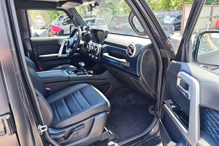 Used BAIC Off-Road BJ40 2024 2.0D Blade Hero Glory Edition Right Front Seat