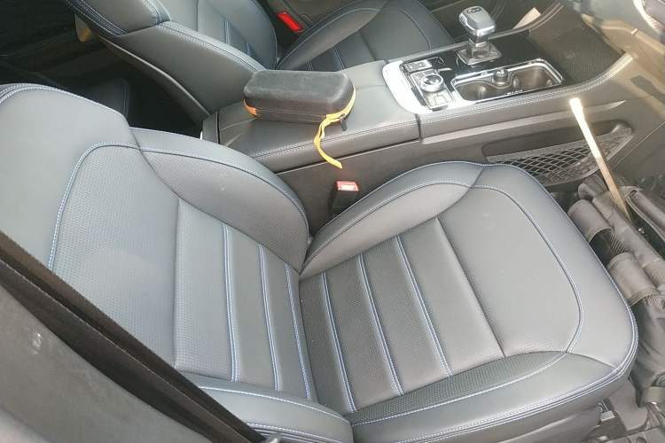 Used BAIC Off-Road BJ40 2024 2.0D Blade Hero Glory Edition Right Front Seat