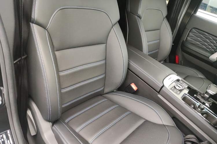 Used BAIC Off-Road BJ40 2024 2.0D Blade Hero Glory Edition Right Front Seat
