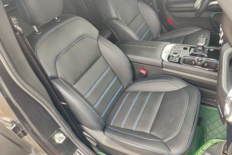 Used BAIC Off-Road BJ40 2024 2.0D Blade Hero Glory Edition Right Front Seat