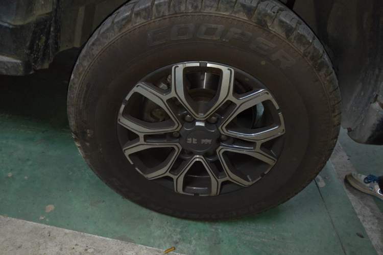 Used BAIC Off-Road BJ40 2024 2.0T Urban Hunter Honor Edition Right Front Wheel Hub