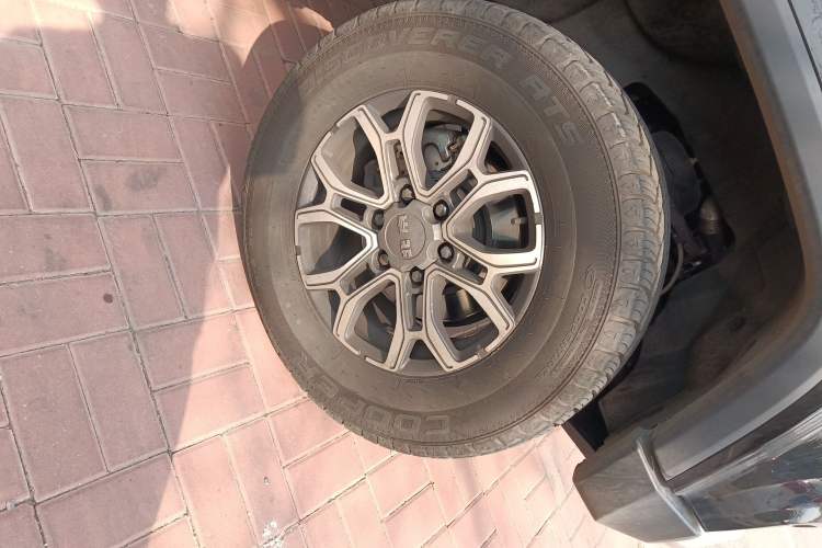 Used BAIC Off-Road BJ40 2024 2.0T Urban Hunter Honor Edition Right Front Wheel Hub