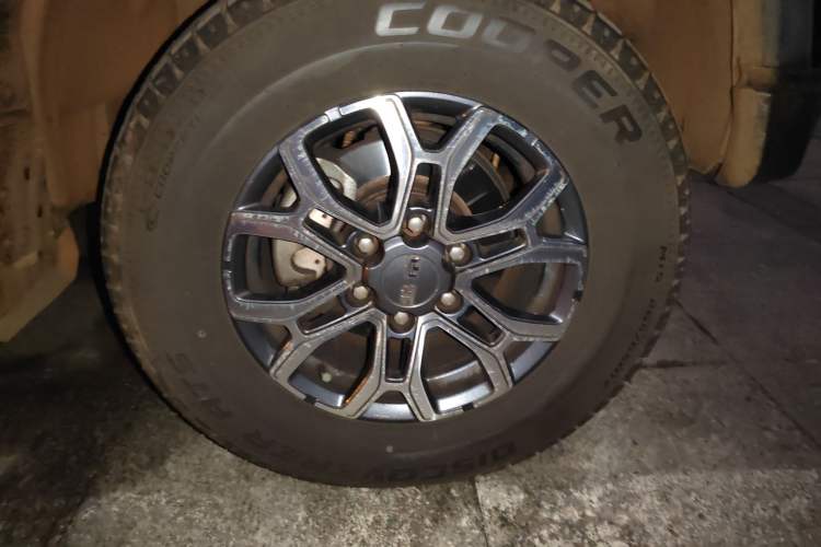 Used BAIC Off-Road BJ40 2024 2.0T Urban Hunter Honor Edition Right Front Wheel Hub
