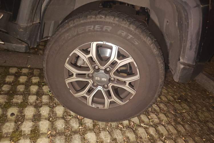 Used BAIC Off-Road BJ40 2024 2.0T Urban Hunter Honor Edition Right Front Wheel Hub