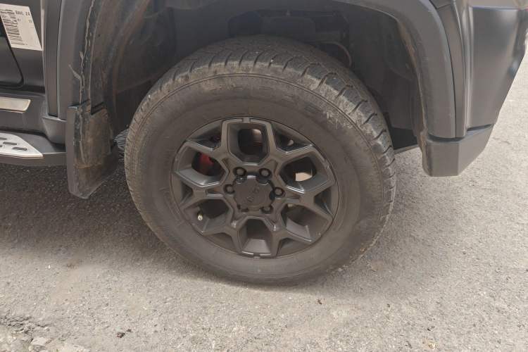 Used BAIC Off-Road BJ40 2024 2.0D Blade Hero Glory Edition Right Front Wheel Hub