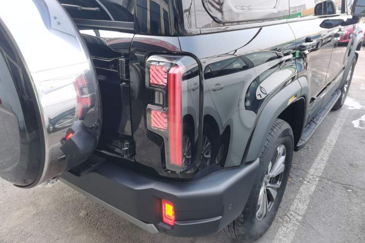 Used BAIC Off-Road BJ40 2024 2.0T All-New Urban Hunter Edition Ultimate Version Right Rear Taillight