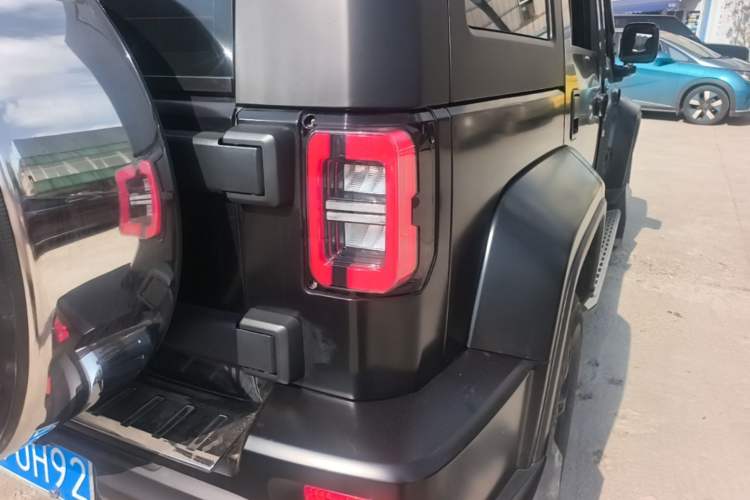 Used BAIC Off-Road BJ40 2024 2.0D Blade Hero Glory Edition Right Rear Taillight