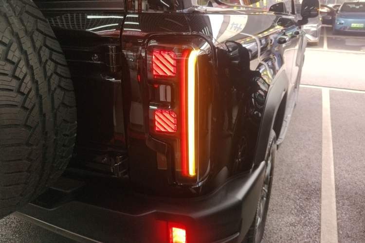 Used BAIC Off-Road BJ40 2024 2.0D All-New Blade Hero Crosser Right Rear Taillight