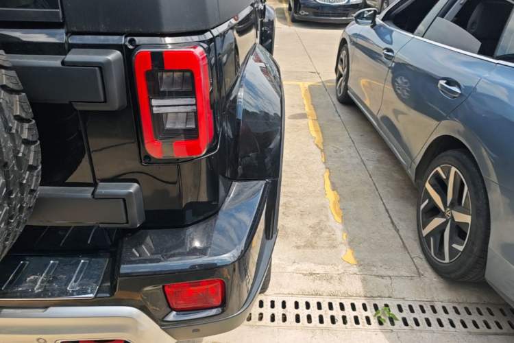 Used BAIC Off-Road BJ40 2024 2.0T Urban Hunter Honor Edition Right Rear Taillight