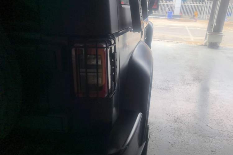 Used BAIC Off-Road BJ40 2024 2.0D Blade Hero Glory Edition Right Rear Taillight