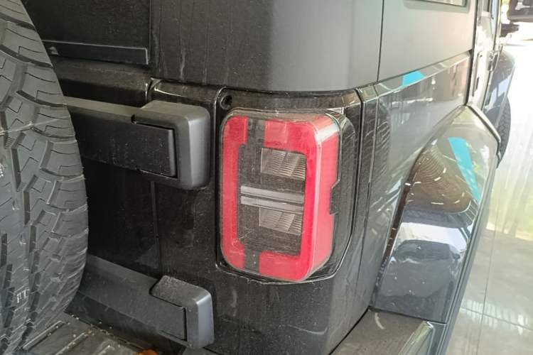 Used BAIC Off-Road BJ40 2024 2.0T Urban Hunter Honor Edition Right Rear Taillight