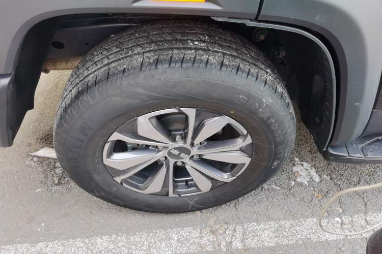 Used BAIC Off-Road BJ40 2024 2.0T All-New Urban Hunter Edition Ultimate Version Right Rear Wheel Hub