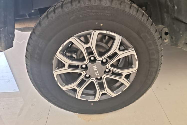 Used BAIC Off-Road BJ40 2024 2.0T Urban Hunter Honor Edition Right Rear Wheel Hub