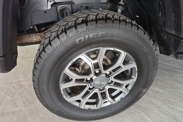 Used BAIC Off-Road BJ40 2024 2.0T Urban Hunter Honor Edition Right Rear Wheel Hub