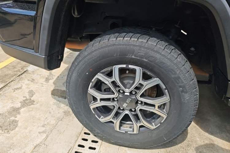 Used BAIC Off-Road BJ40 2024 2.0T Urban Hunter Honor Edition Right Rear Wheel Hub