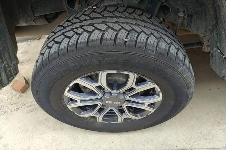 Used BAIC Off-Road BJ40 2024 2.0T Urban Hunter Honor Edition Right Rear Wheel Hub
