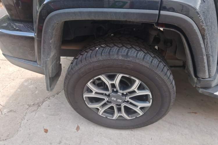 Used BAIC Off-Road BJ40 2024 2.0T Urban Hunter Honor Edition Right Rear Wheel Hub
