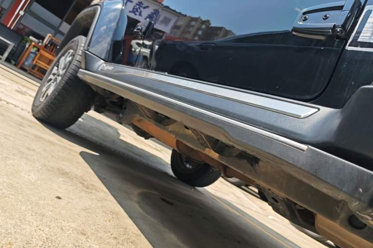 Used BAIC Off-Road BJ40 2024 2.0T Urban Hunter Honor Edition Right Side Sill