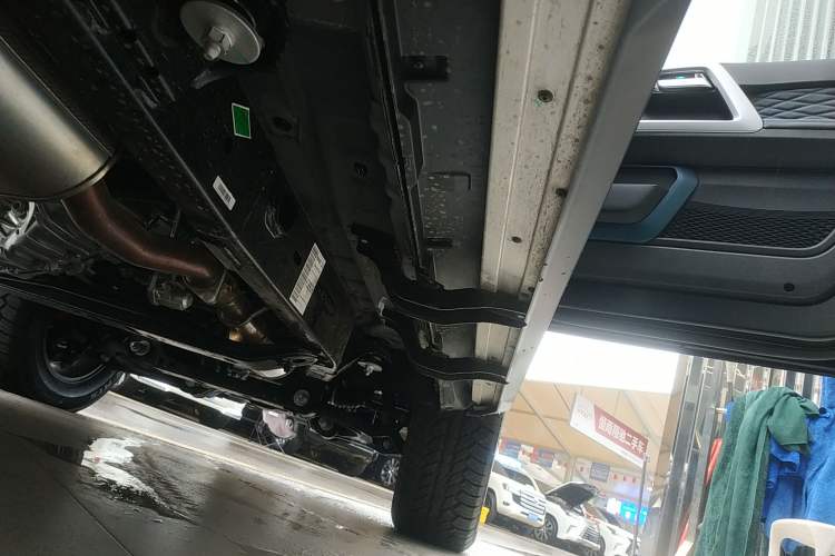 Used BAIC Off-Road BJ40 2024 2.0D Blade Hero Glory Edition Right Side Sill