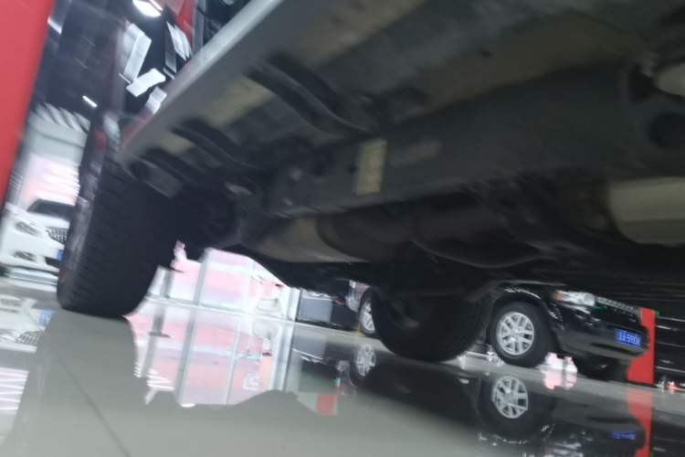 Used BAIC Off-Road BJ40 2024 2.0T Tribute to the 2020 Glory Edition Right Side Sill