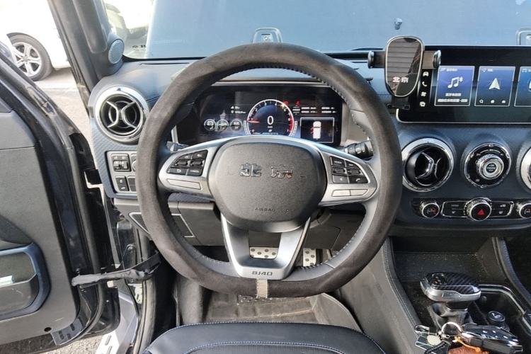 Used BAIC Off-Road BJ40 2024 2.0T Urban Hunter Honor Edition Steering Wheel