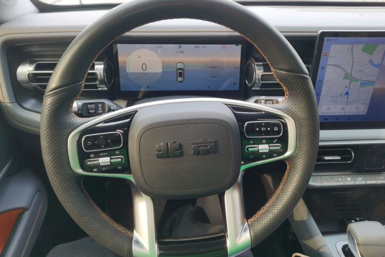 Used BAIC Off-Road BJ40 2024 2.0T All-New Urban Hunter Edition Ultimate Version Steering Wheel