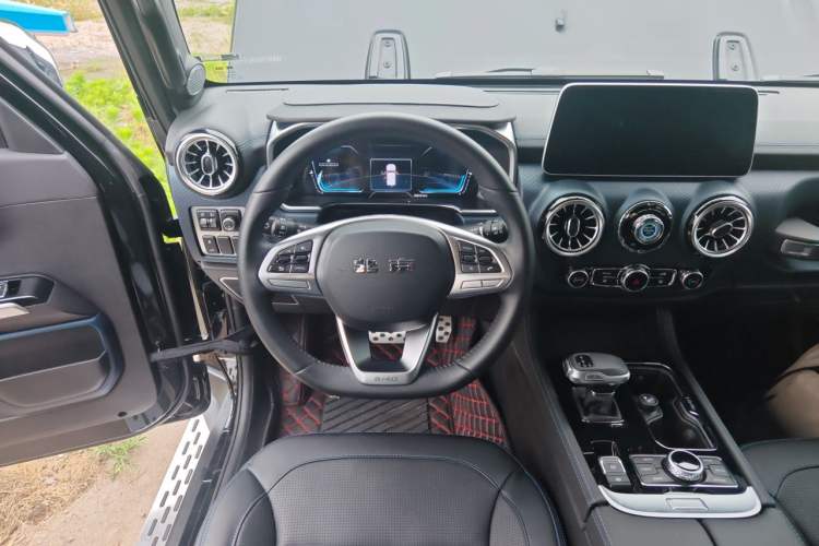 Used BAIC Off-Road BJ40 2024 2.0T Urban Hunter Honor Edition Steering Wheel