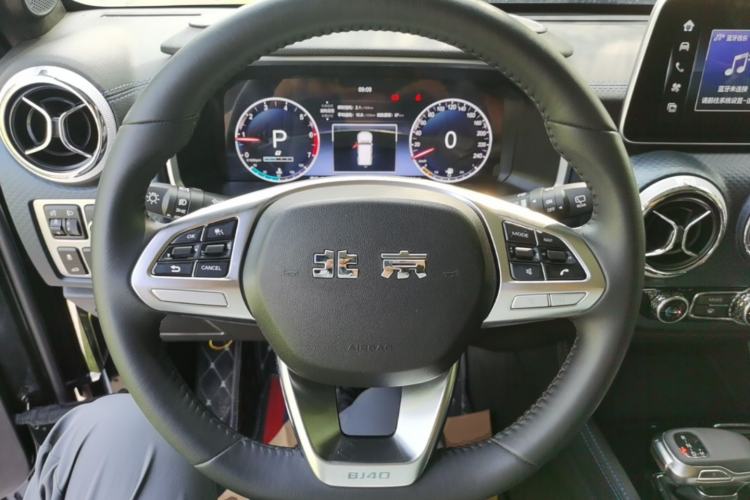 Used BAIC Off-Road BJ40 2024 2.0T Urban Hunter Honor Edition Steering Wheel