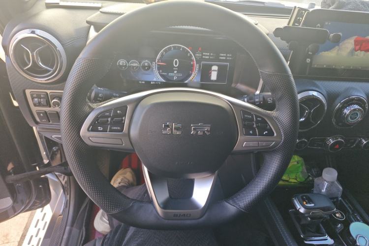Used BAIC Off-Road BJ40 2024 2.0T Urban Hunter Honor Edition Steering Wheel