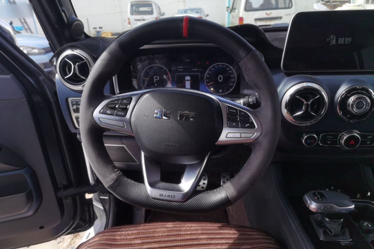 Used BAIC Off-Road BJ40 2024 2.0D Blade Hero Glory Edition Steering Wheel