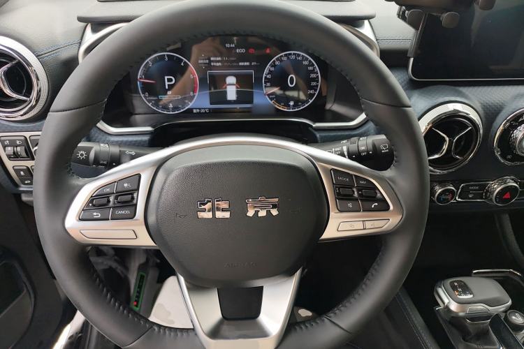 Used BAIC Off-Road BJ40 2024 2.0D Blade Hero Glory Edition Steering Wheel
