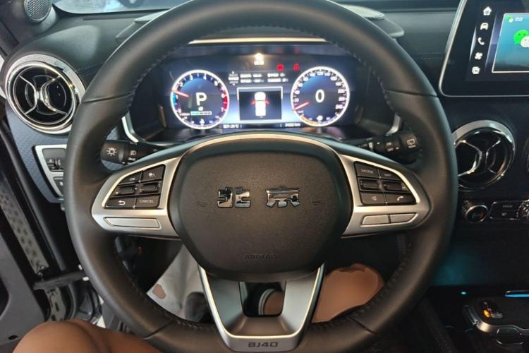 Used BAIC Off-Road BJ40 2024 2.0T Urban Hunter Honor Edition Steering Wheel