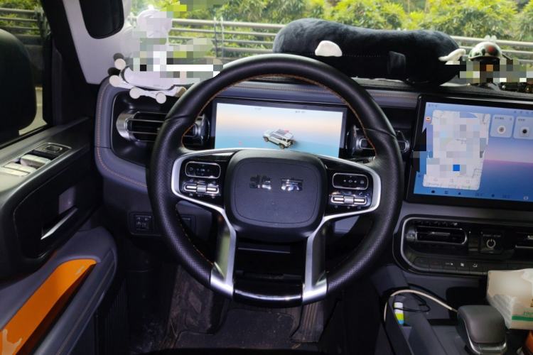 Used BAIC Off-Road BJ40 2024 2.0T All-New Urban Hunter Edition Chivalrous Style Steering Wheel