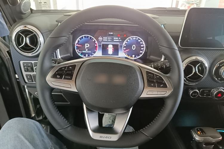 Used BAIC Off-Road BJ40 2024 2.0T Urban Hunter Honor Edition Steering Wheel