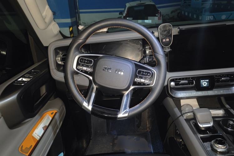 Used BAIC Off-Road BJ40 2024 2.0T All-New Urban Hunter Edition Chivalrous Style Steering Wheel
