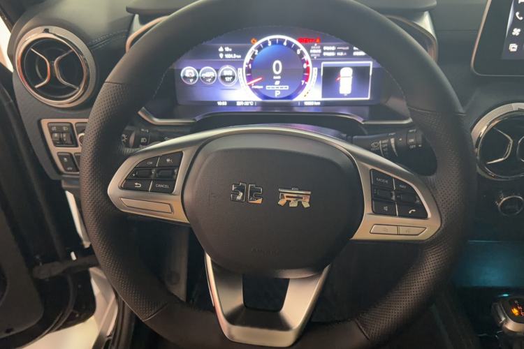 Used BAIC Off-Road BJ40 2024 2.0T Urban Hunter Honor Edition Steering Wheel
