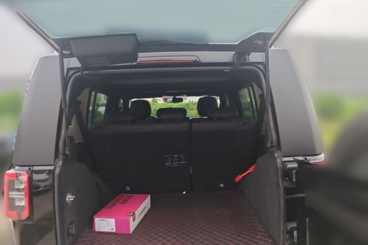 Used BAIC Off-Road BJ40 2024 2.0T Urban Hunter Honor Edition Trunk