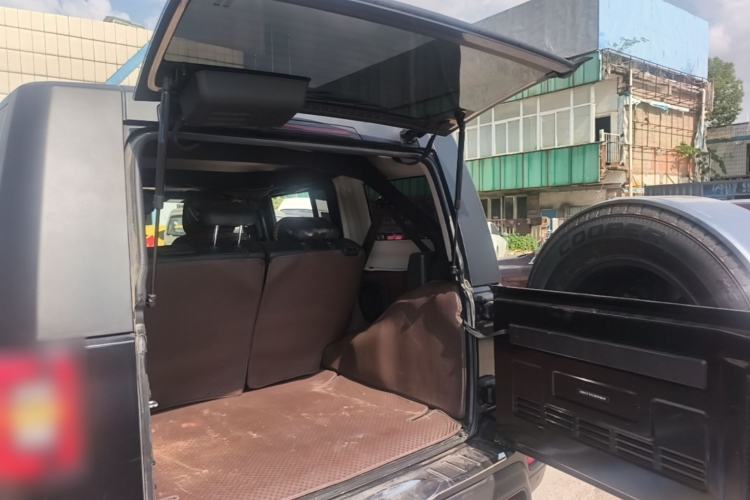 Used BAIC Off-Road BJ40 2024 2.0D Blade Hero Glory Edition Trunk