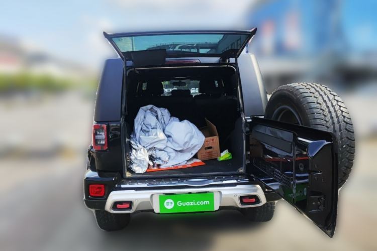 Used BAIC Off-Road BJ40 2024 2.0T Urban Hunter Honor Edition Trunk