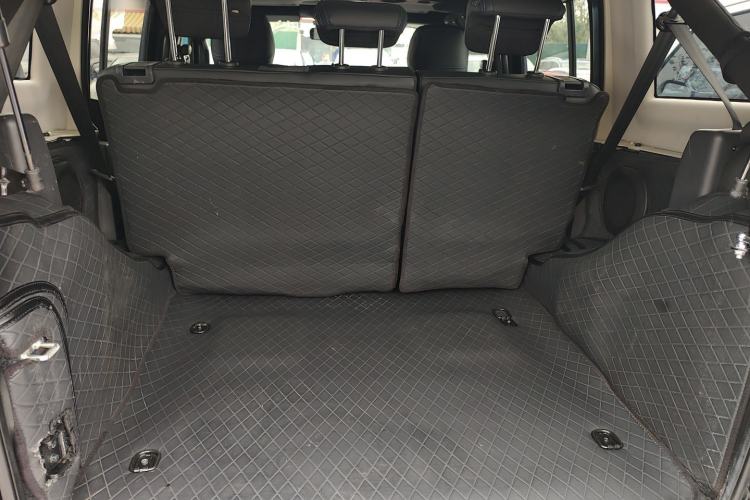 Used BAIC Off-Road BJ40 2024 2.0D Blade Hero Glory Edition Trunk