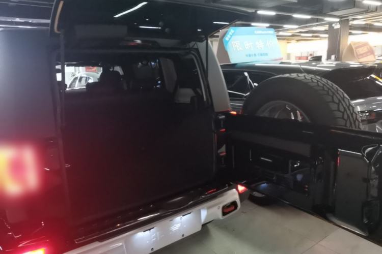 Used BAIC Off-Road BJ40 2024 2.0T Urban Hunter Honor Edition Trunk