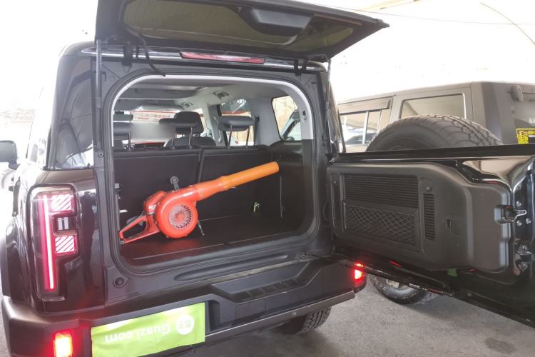 Used BAIC Off-Road BJ40 2024 2.0T All-New Blade Hero Edition Climber Trunk
