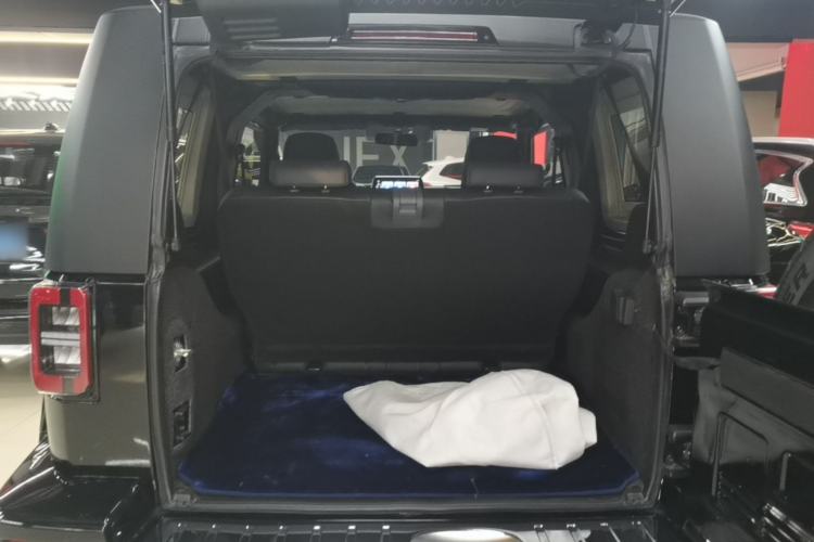 Used BAIC Off-Road BJ40 2024 2.0T Tribute to the 2020 Glory Edition Trunk