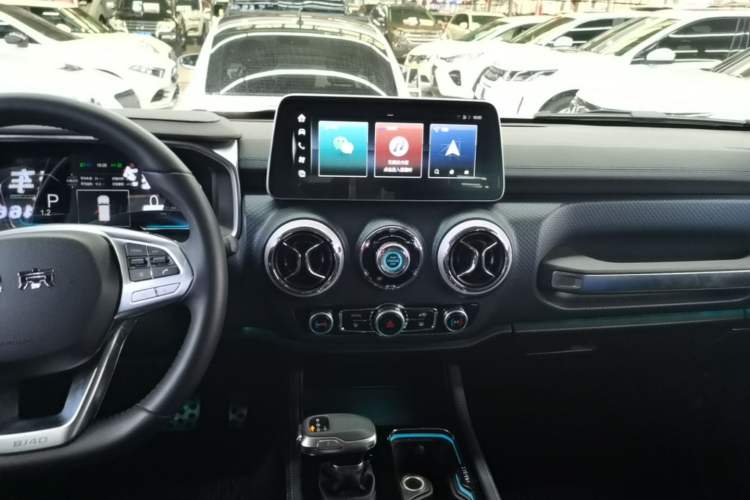 Used BAIC Off-Road BJ40 2024 2.0T Urban Hunter Honor Edition Audio And AC Panel