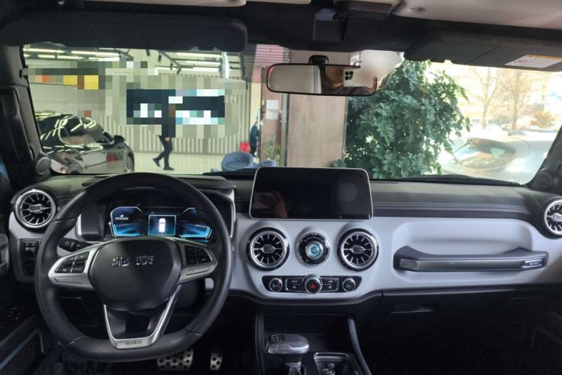 Used BAIC Off-Road BJ40 2024 2.0D Blade Hero Glory Edition Center Console