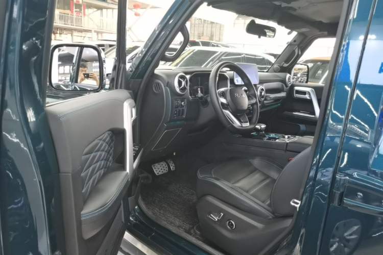 Used BAIC Off-Road BJ40 2024 2.0T Urban Hunter Honor Edition Driver Seat