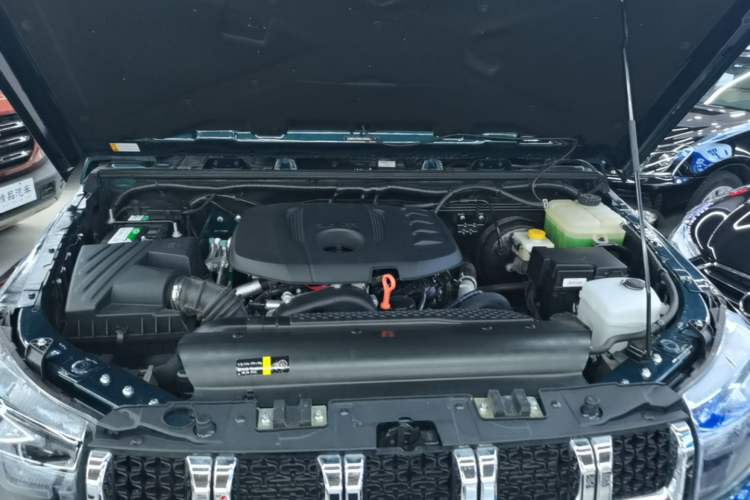 Used BAIC Off-Road BJ40 2024 2.0T Urban Hunter Honor Edition Engine Bay