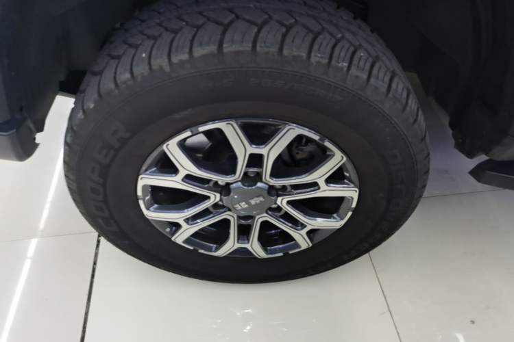 Used BAIC Off-Road BJ40 2024 2.0T Urban Hunter Honor Edition Left Front Wheel Hub